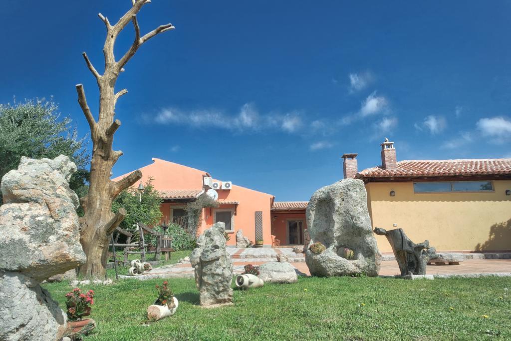 Country House Vignola Mare Aglientu Exterior foto