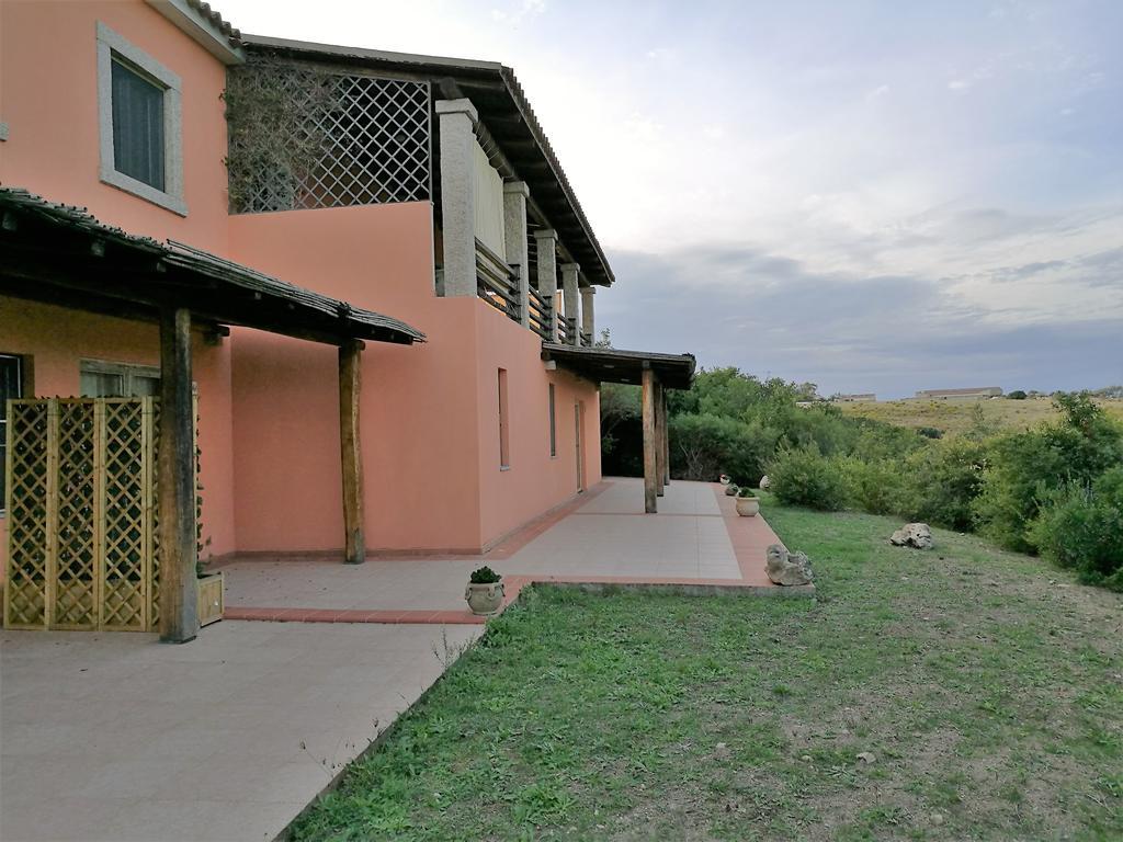 Country House Vignola Mare Aglientu Exterior foto